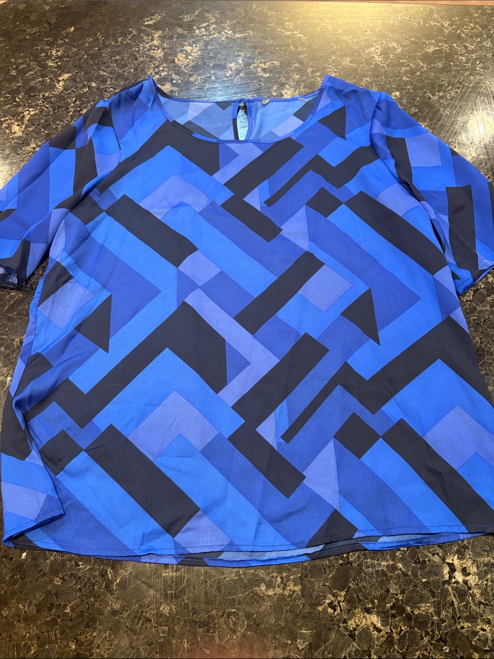 Blue Geometric Short-Sleeve Shirt
